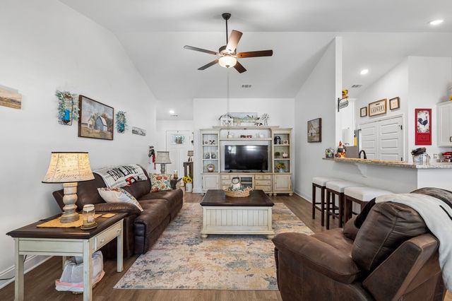 1180 Shaylee Dr, Springfield, TN 37172