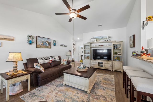 1180 Shaylee Dr, Springfield, TN 37172