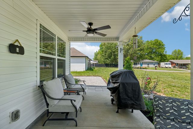 1180 Shaylee Dr, Springfield, TN 37172
