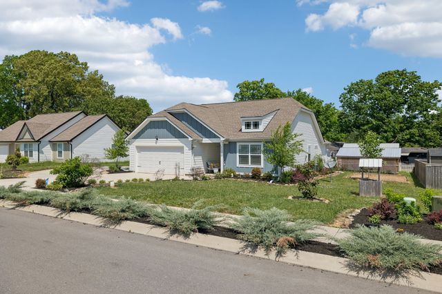1180 Shaylee Dr, Springfield, TN 37172