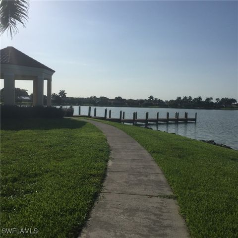 7800 Emerald CIR B-201, Naples, FL 34109