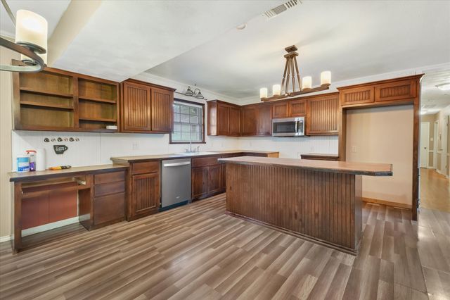 5605 New Haven Street, Greenville, TX 75402