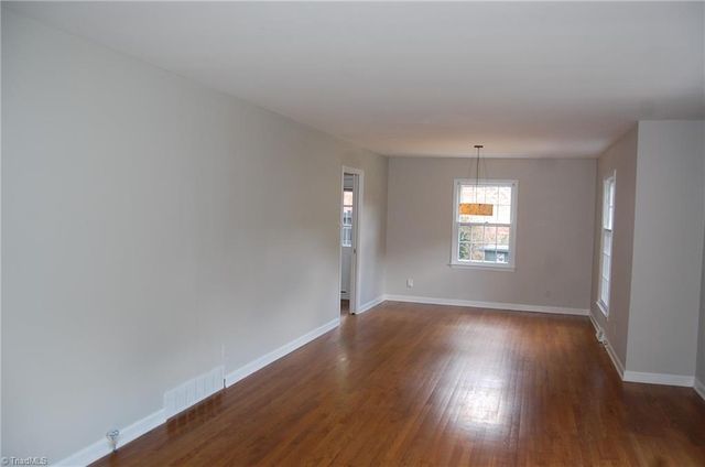 1105 McDowell Drive, Greensboro, NC 27408