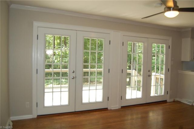 1105 McDowell Drive, Greensboro, NC 27408