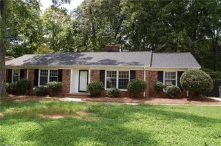 1105 McDowell Drive, Greensboro, NC 27408