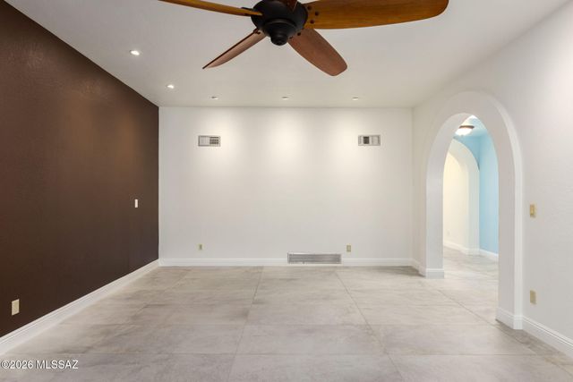 5030 E Camino Bosque, Tucson, AZ 85718