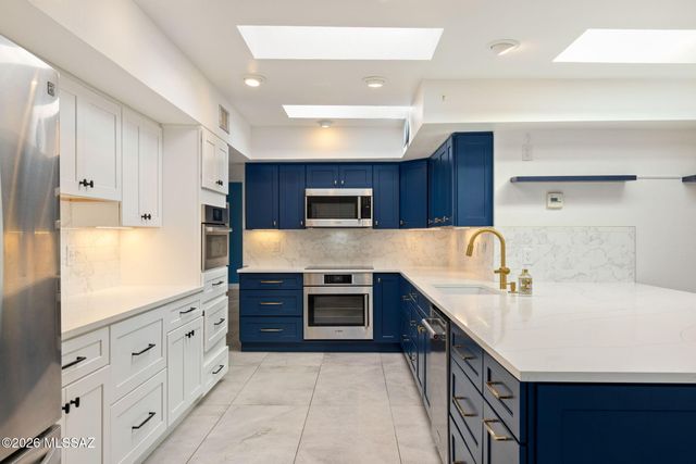 5030 E Camino Bosque, Tucson, AZ 85718