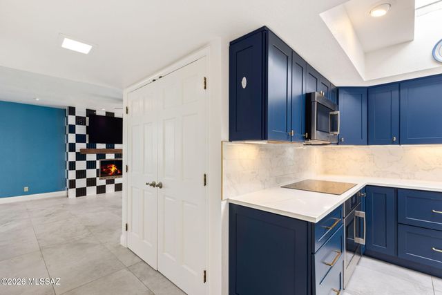 5030 E Camino Bosque, Tucson, AZ 85718