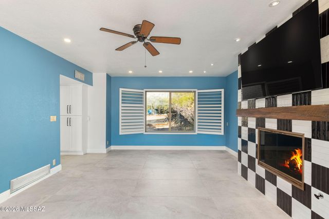 5030 E Camino Bosque, Tucson, AZ 85718