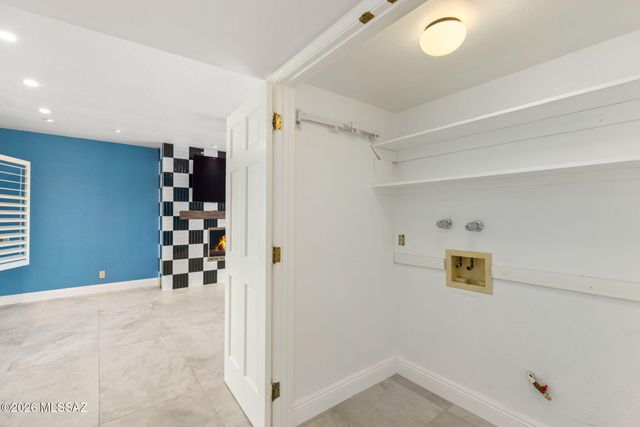 5030 E Camino Bosque, Tucson, AZ 85718