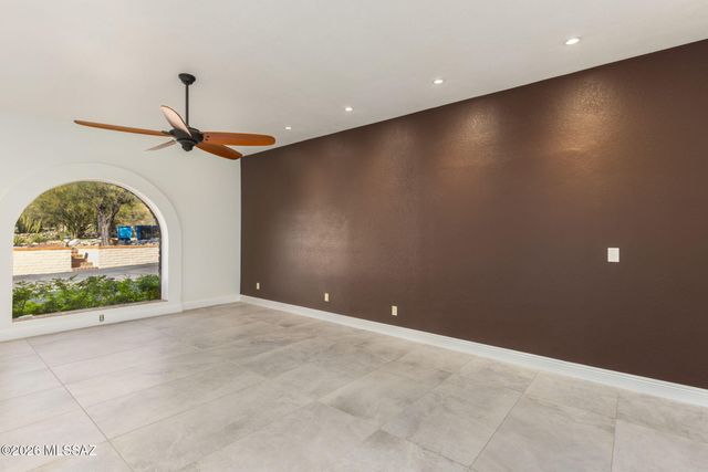 5030 E Camino Bosque, Tucson, AZ 85718