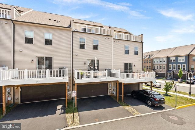 308 NEBEIOLO TER SE, Leesburg, VA 20175