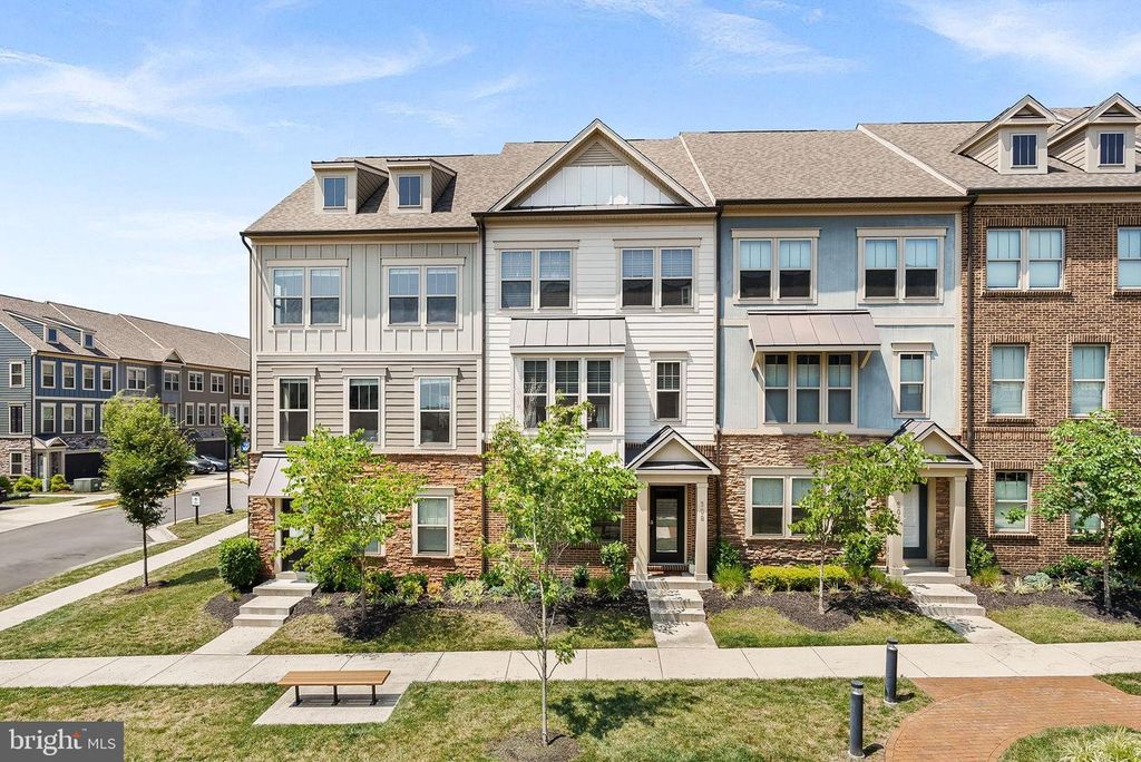308 NEBEIOLO TER SE, Leesburg, VA 20175