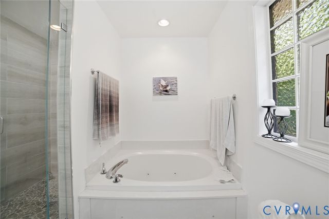 9509 Meadowview Rd, Henrico, VA 23294