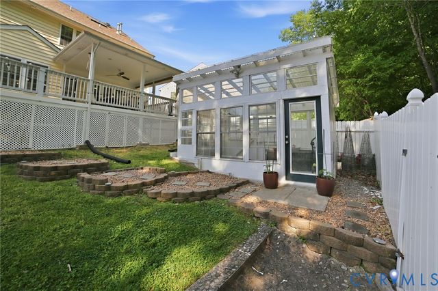 9509 Meadowview Rd, Henrico, VA 23294