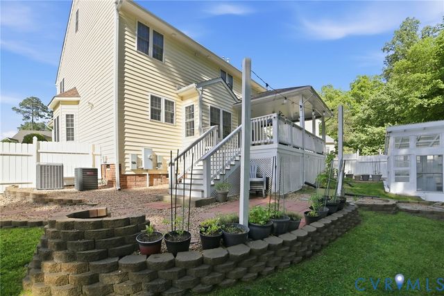 9509 Meadowview Rd, Henrico, VA 23294