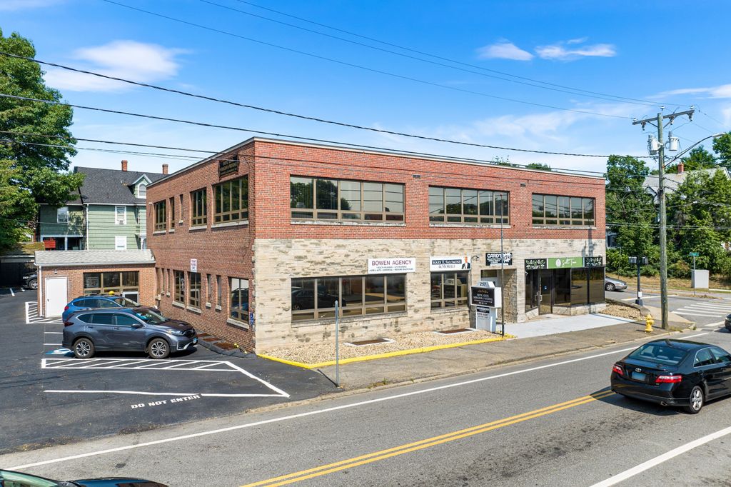 257 Main Street, Torrington, CT 06790