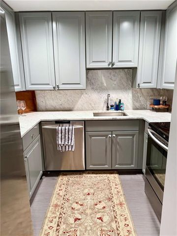 195 14th NE Street 312, Atlanta, GA 30309