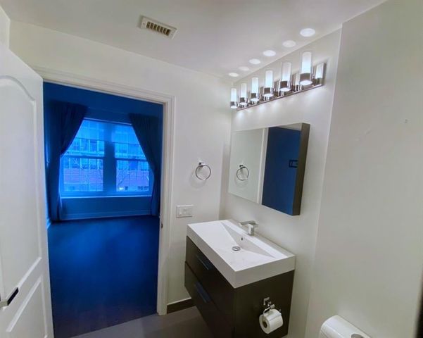 195 14th NE Street 312, Atlanta, GA 30309