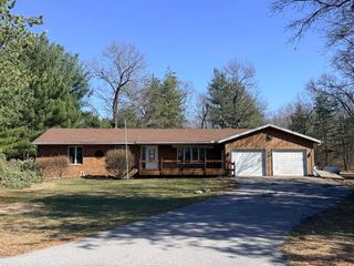 8901 N 489 W, Lake Village, IN 46349