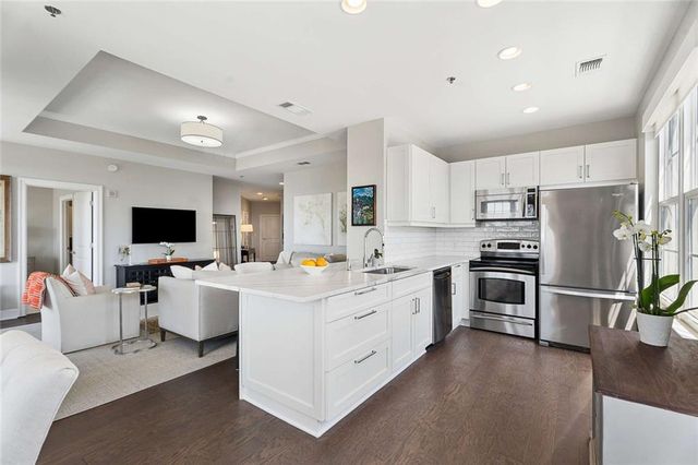 325 E Paces Ferry Road NE 805, Atlanta, GA 30305