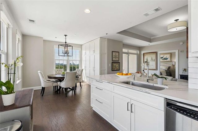 325 E Paces Ferry Road NE 805, Atlanta, GA 30305