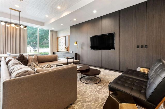 325 E Paces Ferry Road NE 805, Atlanta, GA 30305