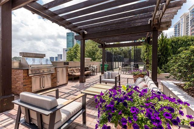 325 E Paces Ferry Road NE 805, Atlanta, GA 30305