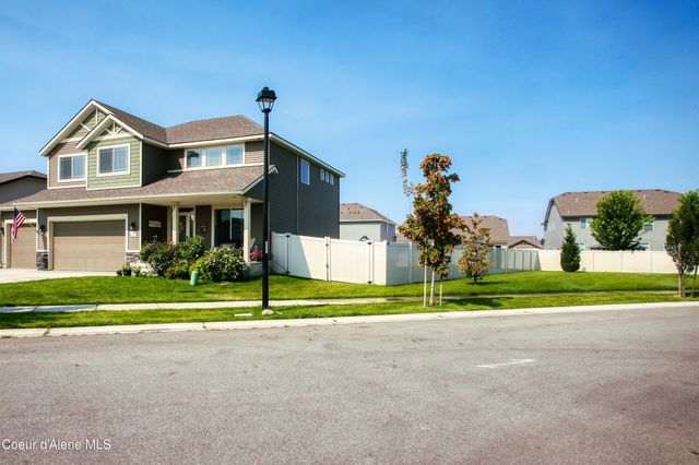 1497 N MINAM LOOP, Post Falls, ID 83854
