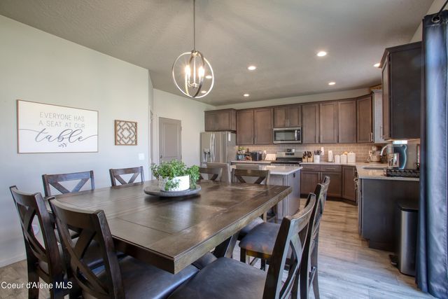1497 N MINAM LOOP, Post Falls, ID 83854