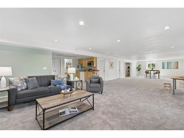 2830 Bethune Ct, Colorado Springs, CO 80920