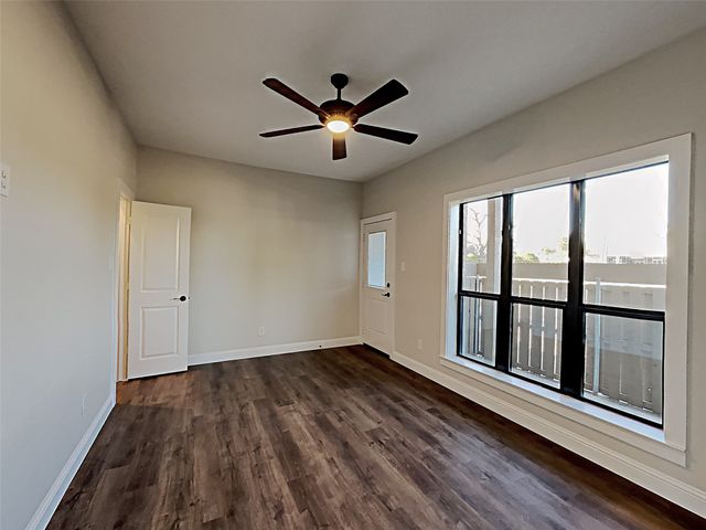 10738 Park Village Place B, Dallas, TX 75230