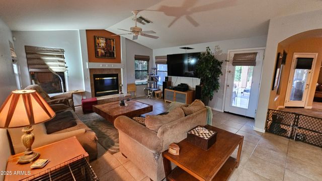 4633 E DESERT SANDS Drive, Chandler, AZ 85249