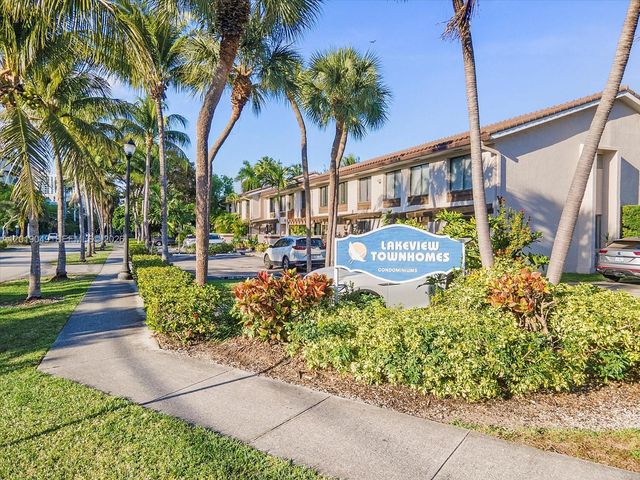 16449 NE 26th Avenue 16, North Miami Beach, FL 33160