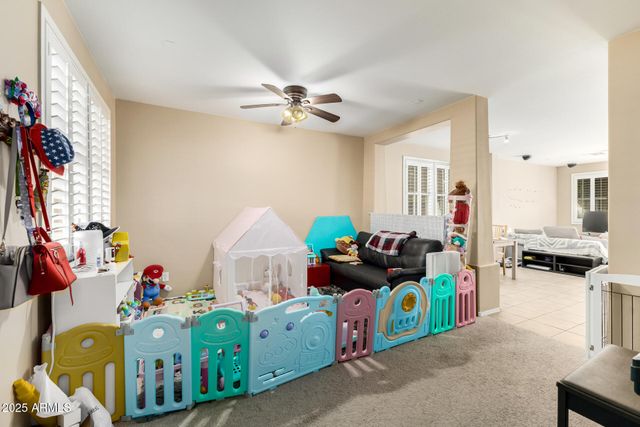 2329 E FRAKTUR Road, Phoenix, AZ 85040