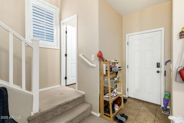 2329 E FRAKTUR Road, Phoenix, AZ 85040