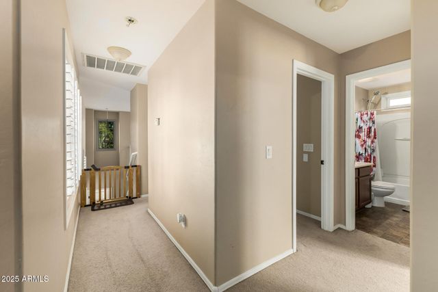 2329 E FRAKTUR Road, Phoenix, AZ 85040