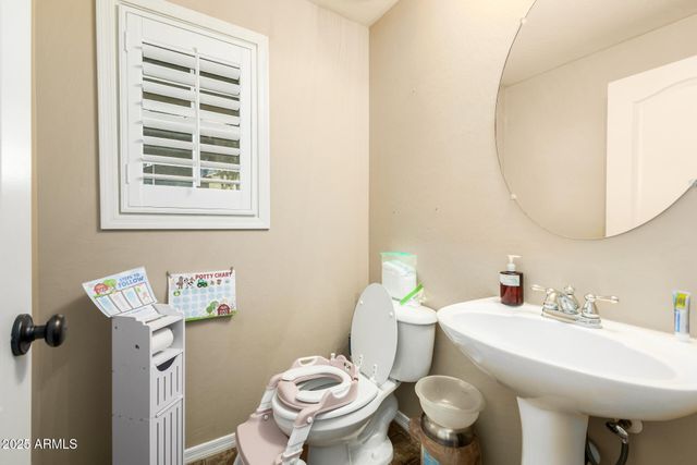 2329 E FRAKTUR Road, Phoenix, AZ 85040