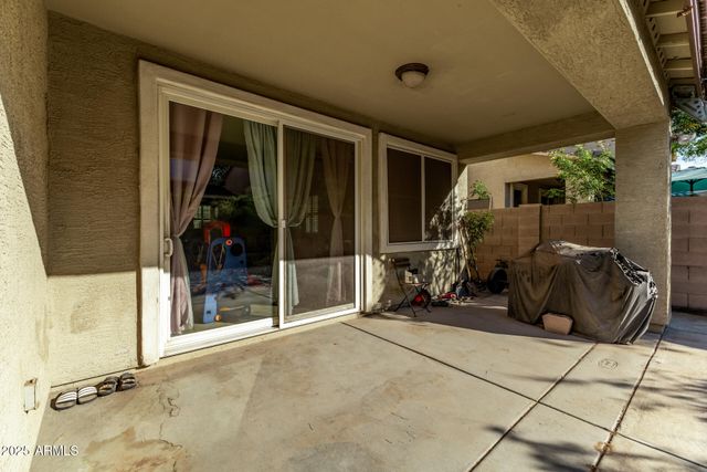 2329 E FRAKTUR Road, Phoenix, AZ 85040