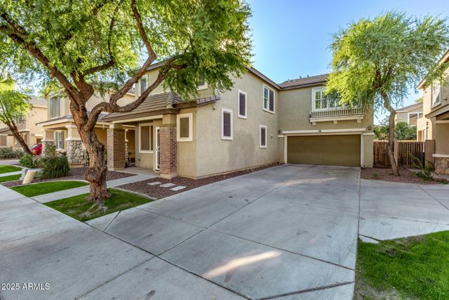 2329 E FRAKTUR Road, Phoenix, AZ 85040