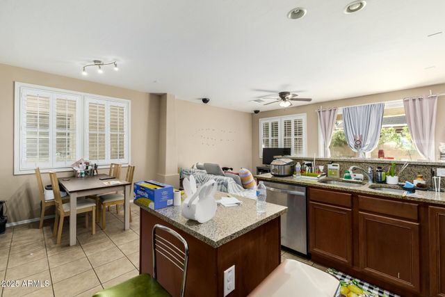 2329 E FRAKTUR Road, Phoenix, AZ 85040