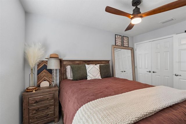 2064 LAKE WATERS PL, Lutz, FL 33558