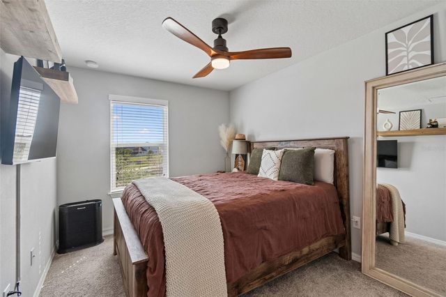 2064 LAKE WATERS PL, Lutz, FL 33558