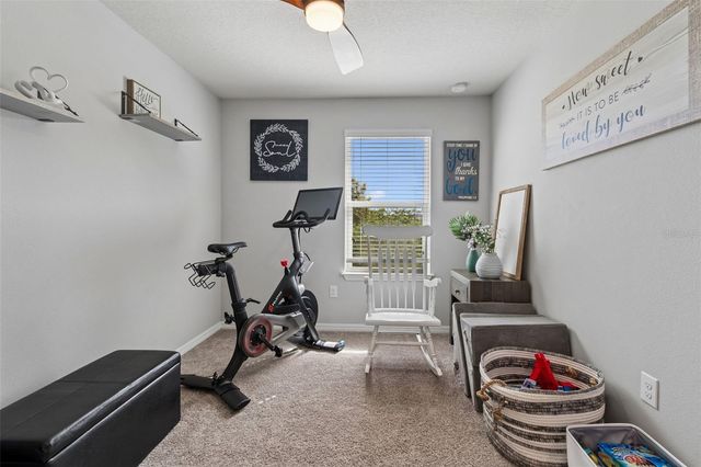 2064 LAKE WATERS PL, Lutz, FL 33558