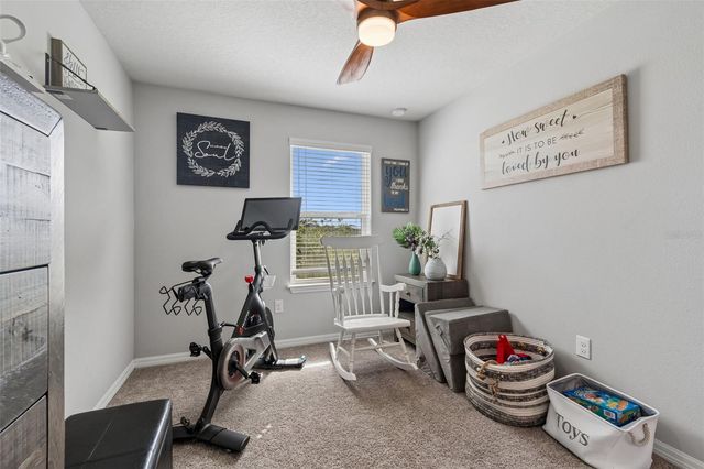 2064 LAKE WATERS PL, Lutz, FL 33558