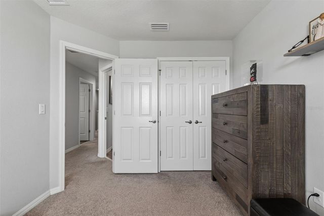 2064 LAKE WATERS PL, Lutz, FL 33558