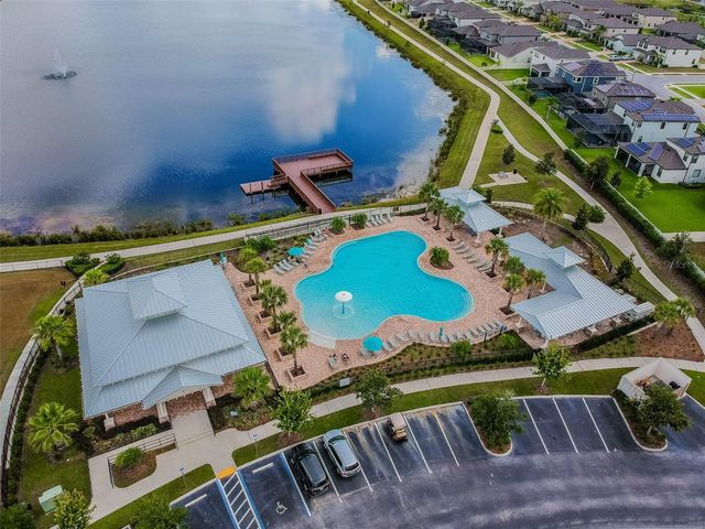 2064 LAKE WATERS PL, Lutz, FL 33558