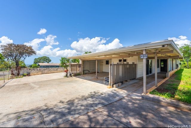 2010 Komo Mai Drive, Pearl City, HI 96782