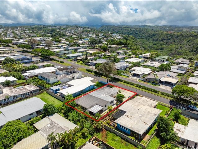2010 Komo Mai Drive, Pearl City, HI 96782
