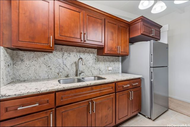 2010 Komo Mai Drive, Pearl City, HI 96782